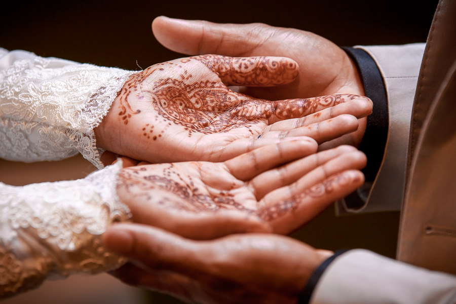 Reservoir hills islamic centre muslim bride mendhi