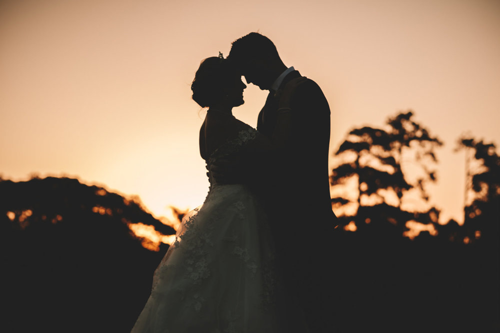 Mount Edgecombe Wedding Photography RBadal golf course bride and groom silhouette
