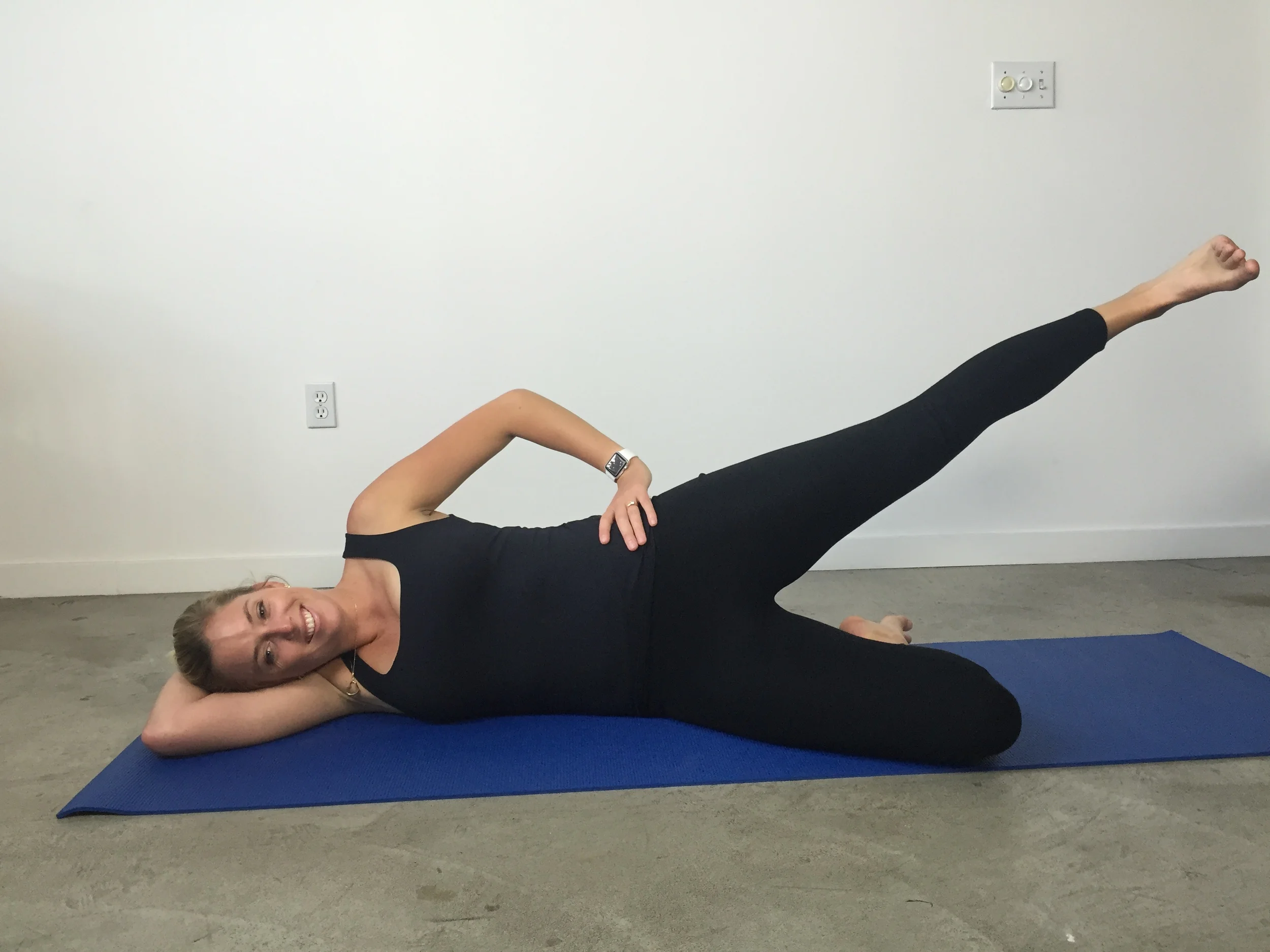 Side lying leg raise w TrA x 2