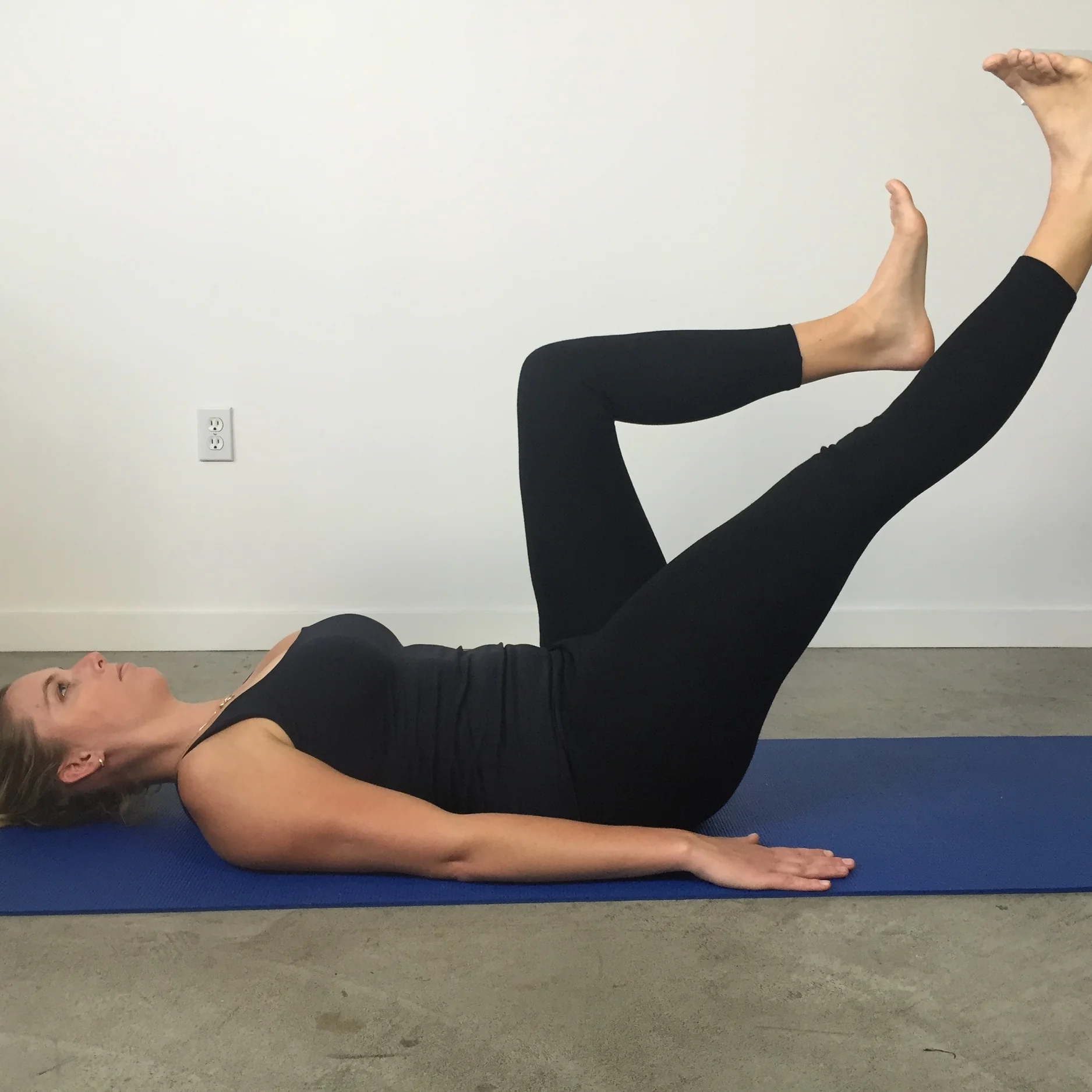 Single leg extensions x 3
