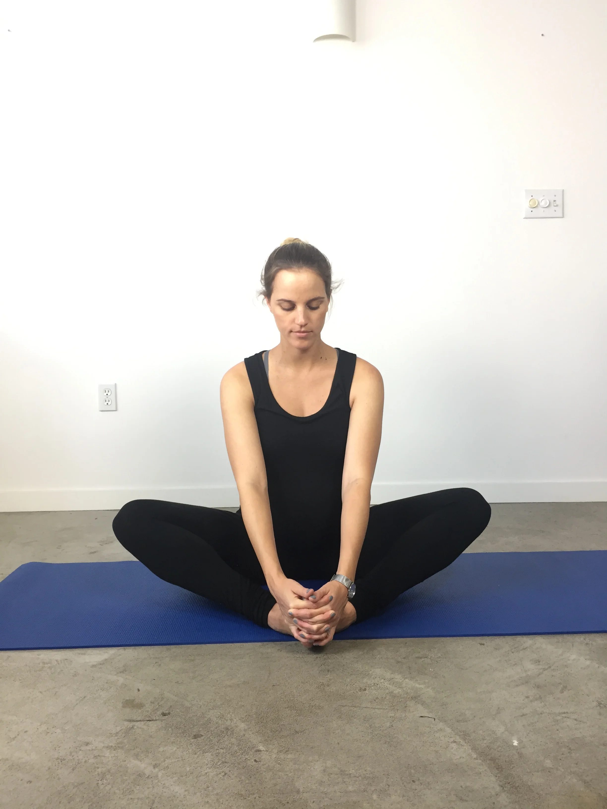 Sitting groin stretch