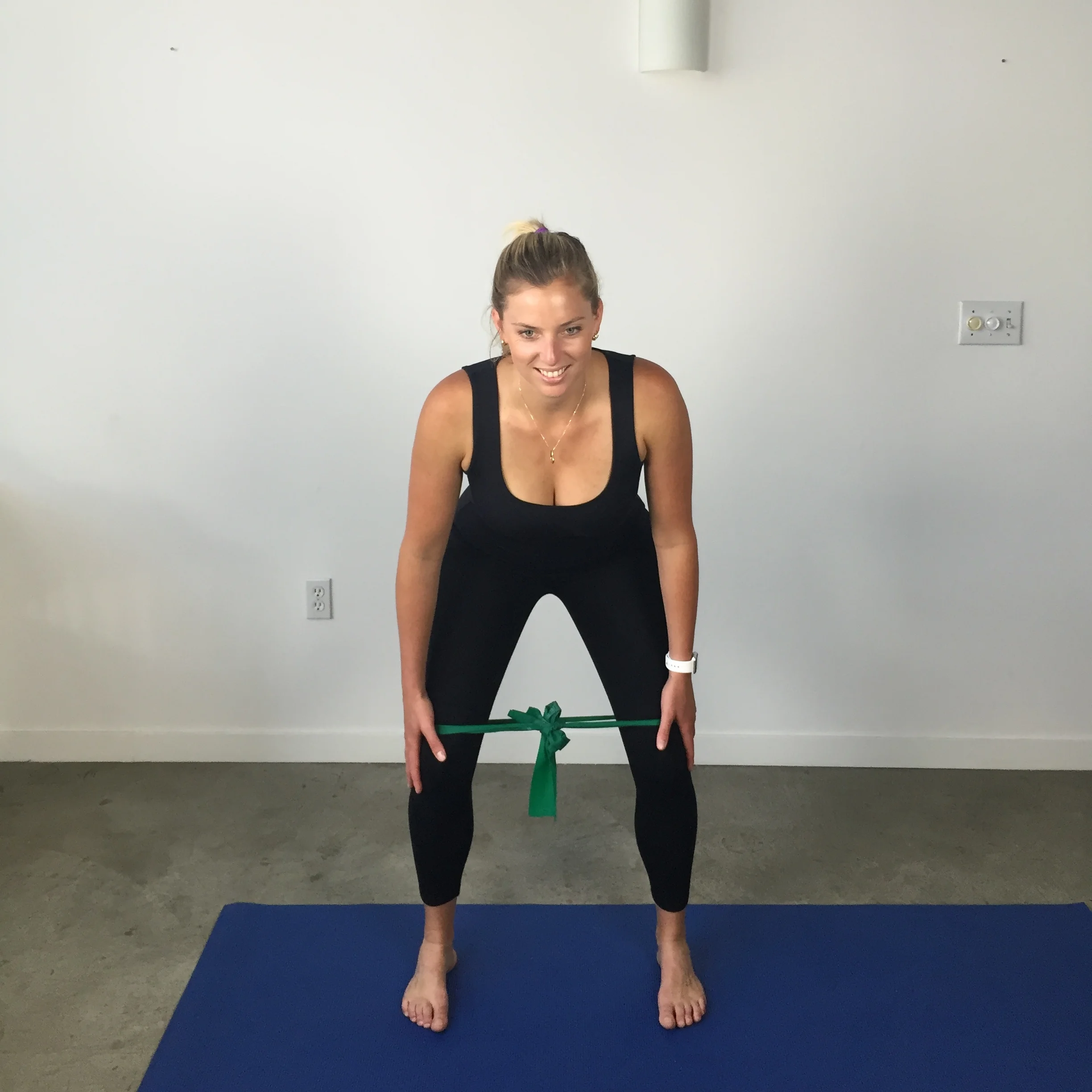 Free standing squat w theraband x 3