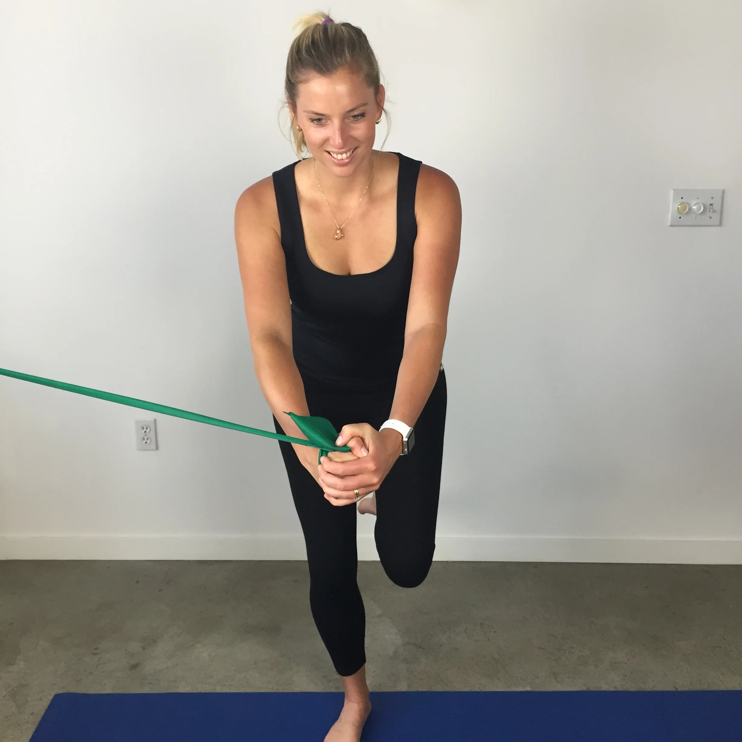 Pallof press w single leg squat x 1