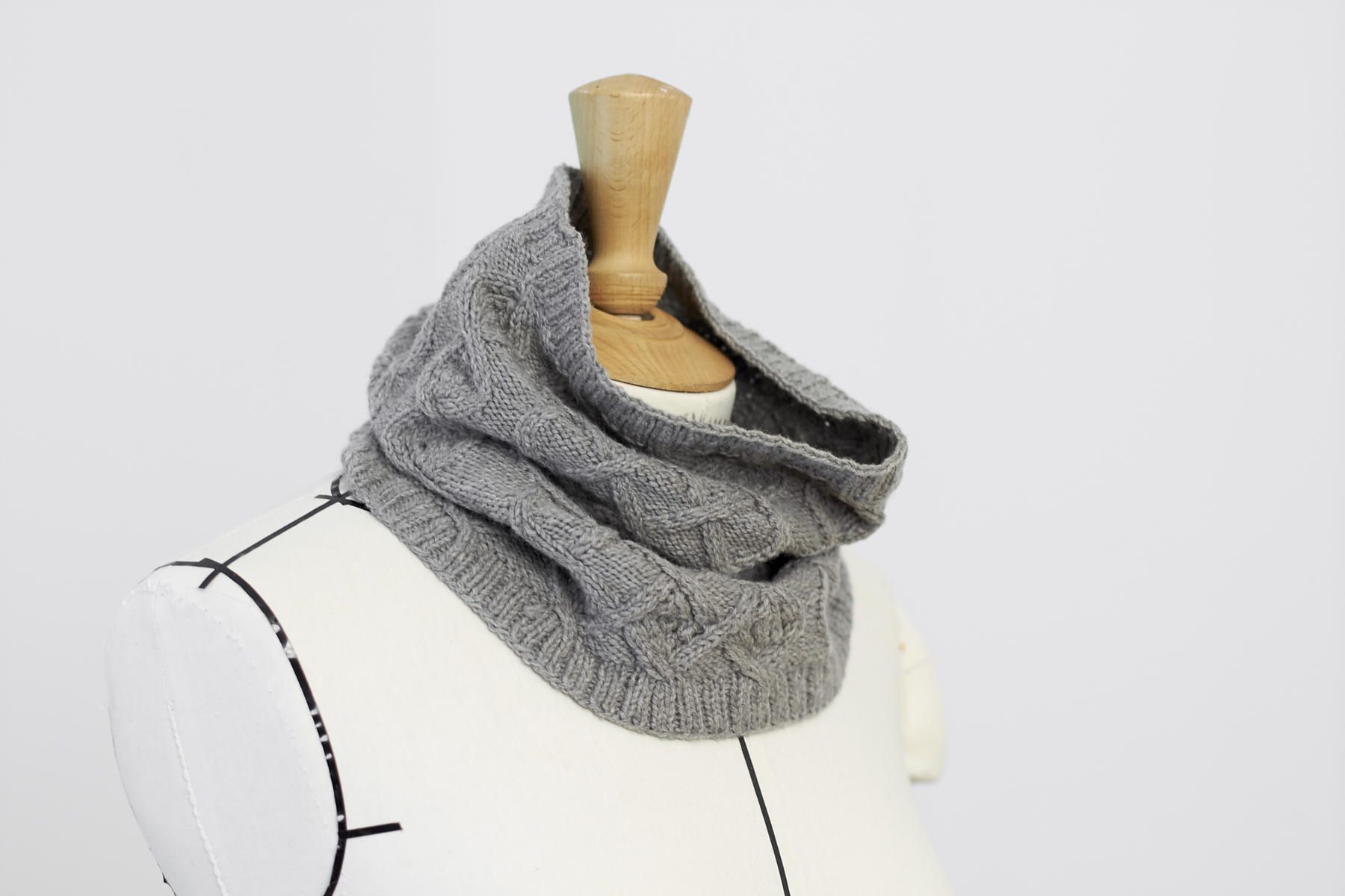 Brooklyn Tweed Sweetgrass cowl