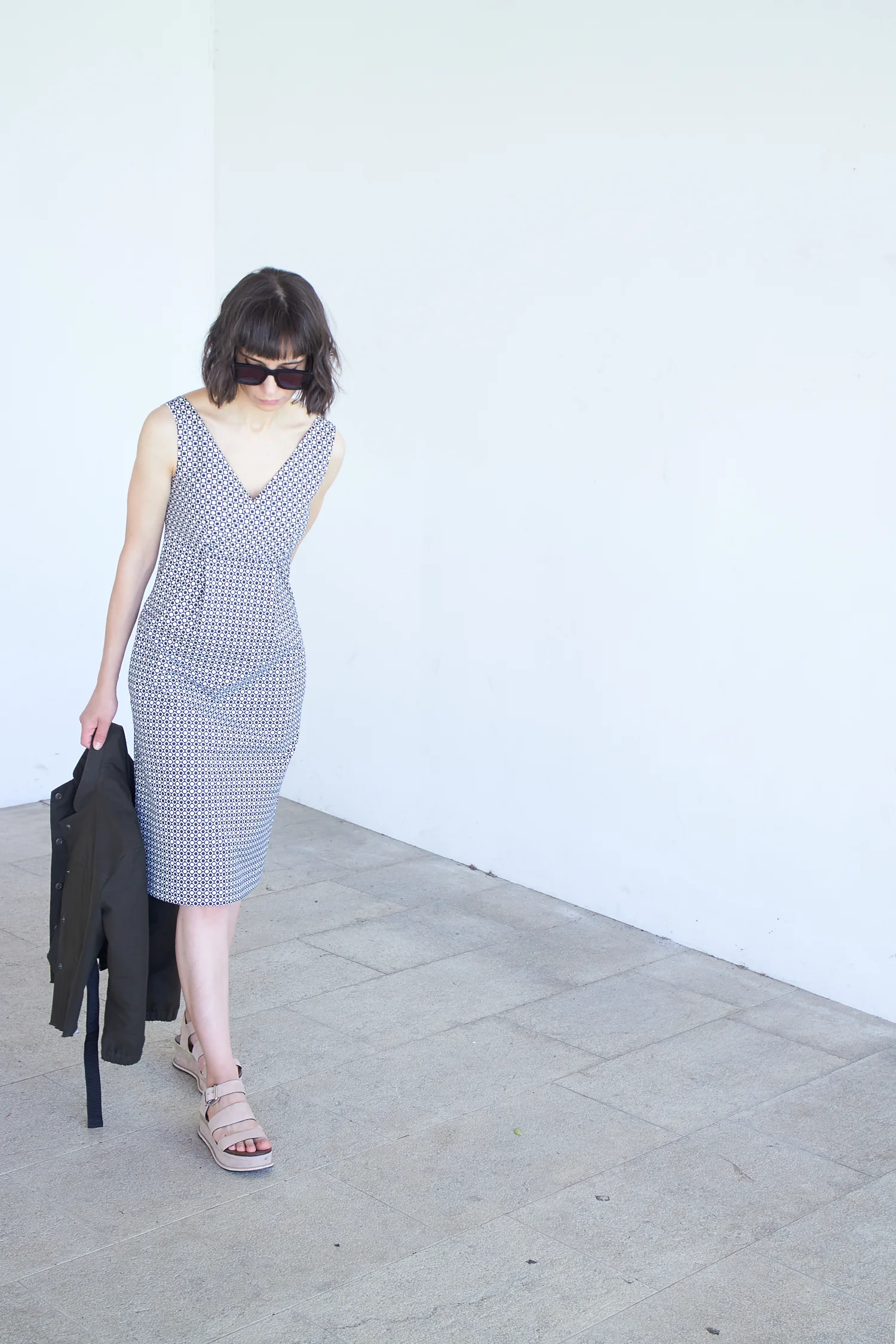Burda v-neck dress 109A 06/2014