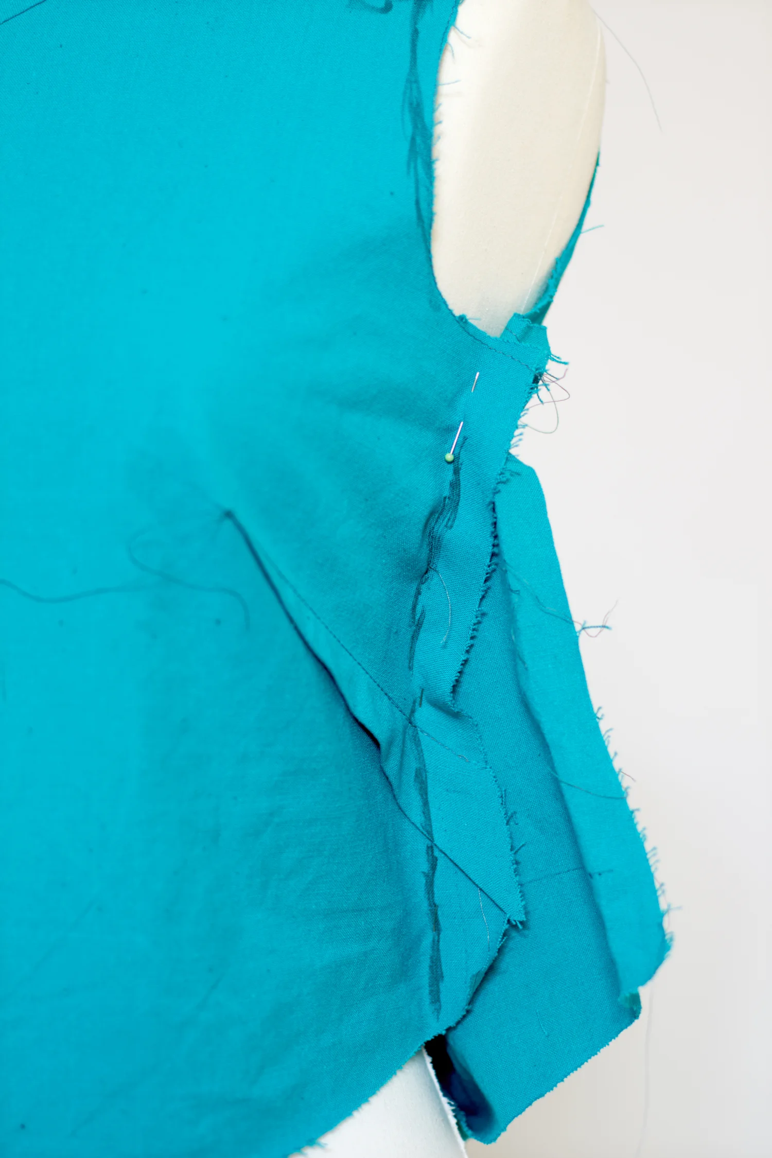 One shoulder top