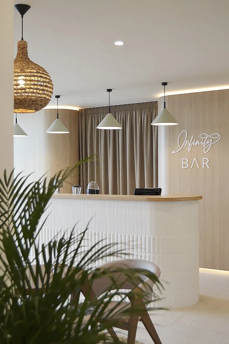  Location: Mamaia-Nord, Romania    Gross area: 3000 sqm    Project Team :     Stefan Prigoreanu  Bianca Beis  Nadia Khalil  Photo Credits:  Stefan Prigoreanu     