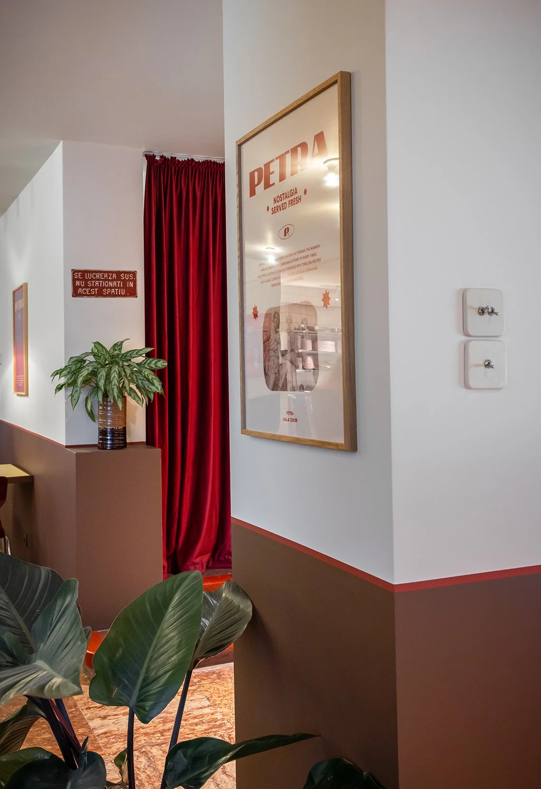 Petra.Obor: Experiență Culinară Nostalgică în București