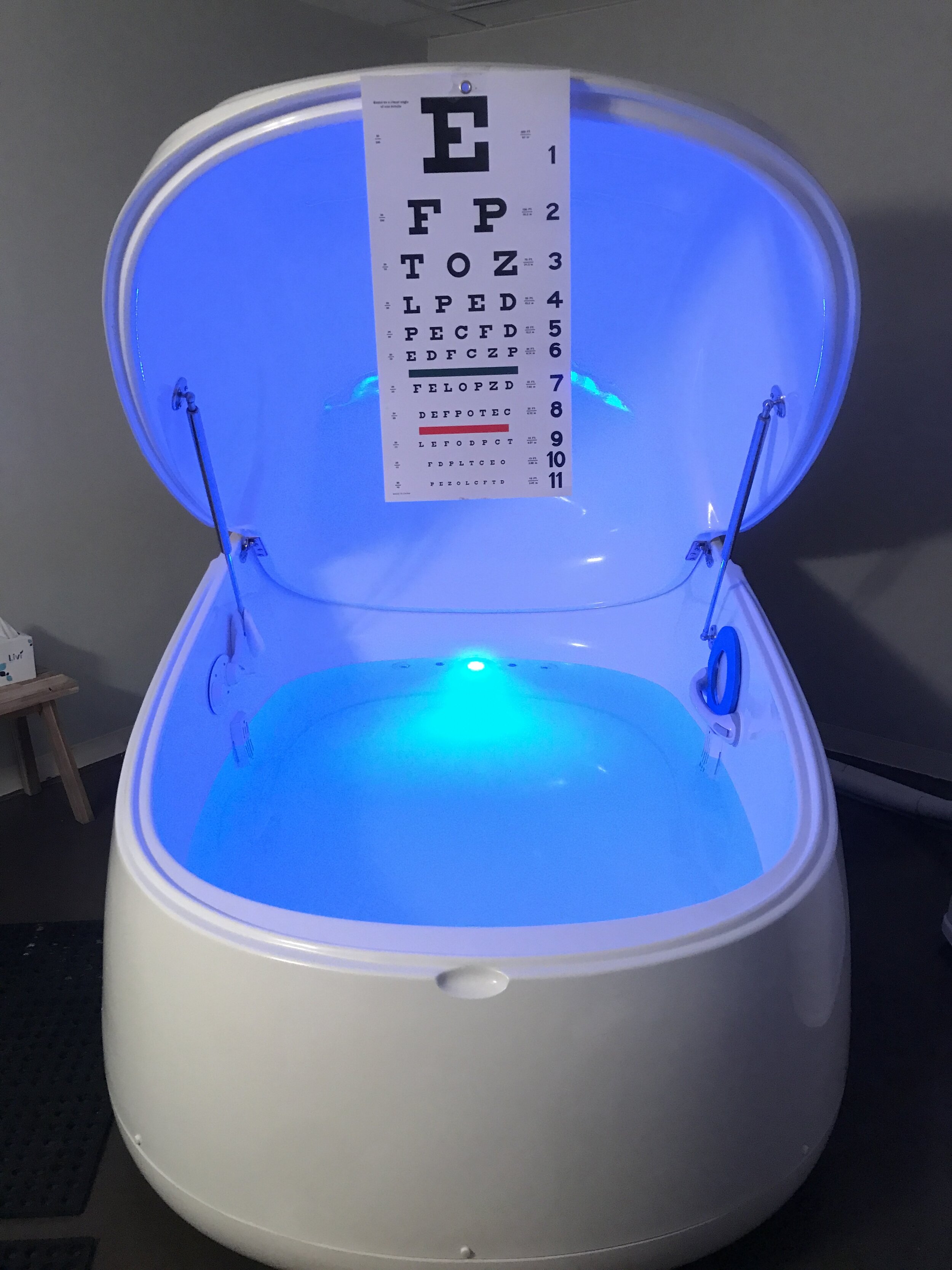 Can floating improve vision? 