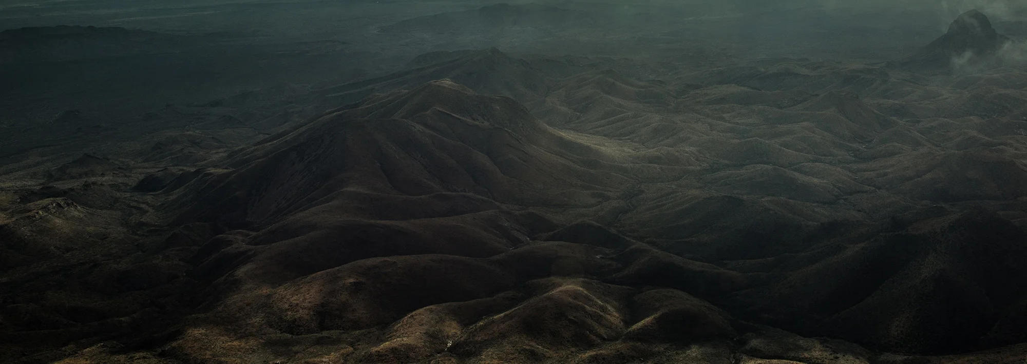 mountains_01.jpg