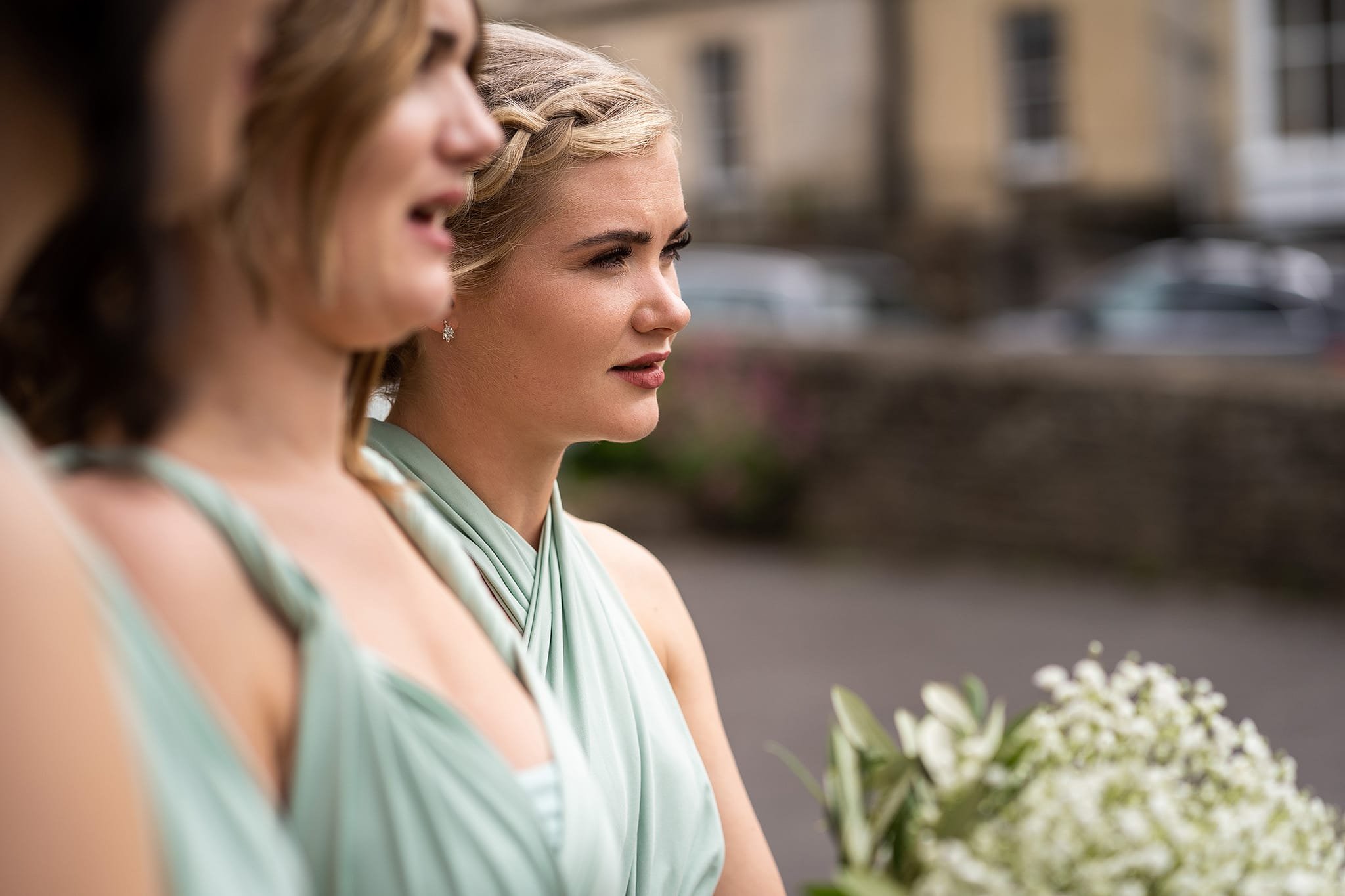Bridesmaids waiting for brides arrival at Cotswolds wedding