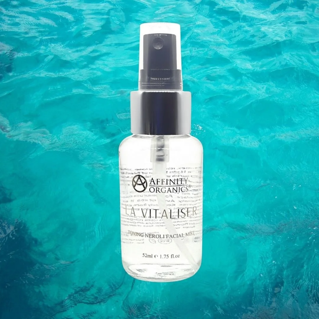 🌱LA VITALISER:                                                            Anti-Bacterial 100% Organic and Vegan Toning Neroli Facial Mist 🌱