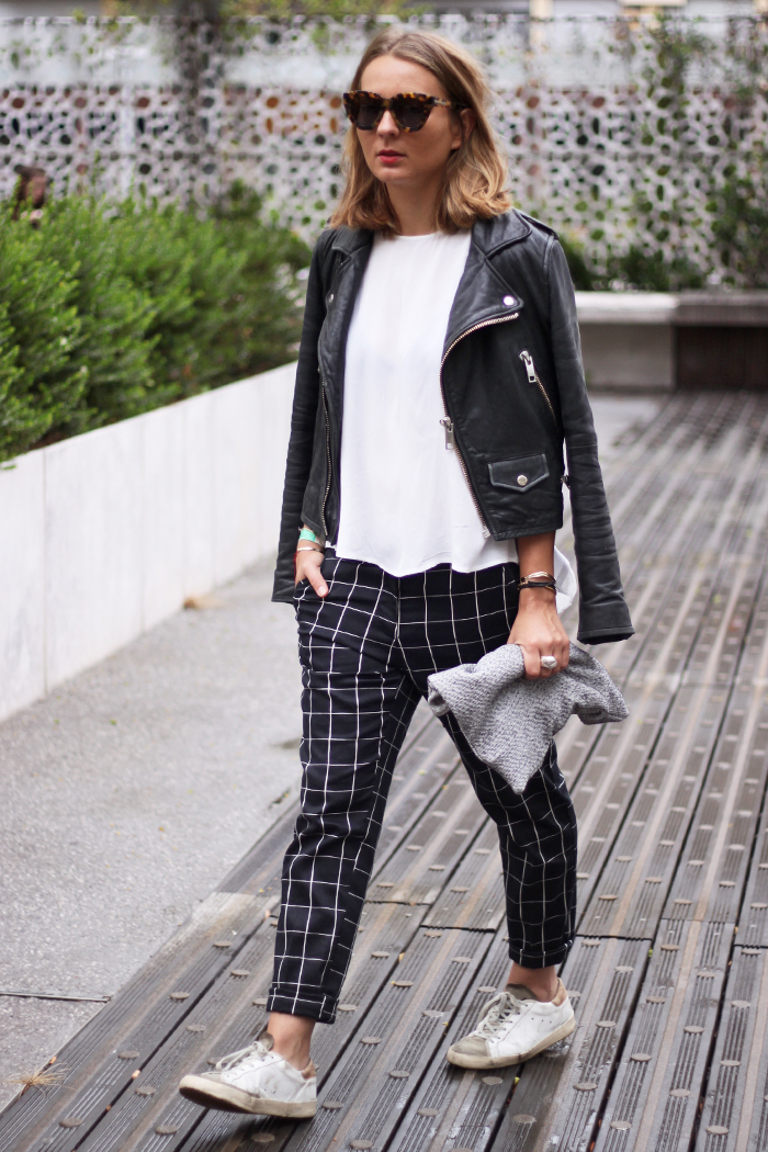 A typical example of modern street style: Mango jacket, Zara top, H&M pants, Golden Goose sneakers ( source )