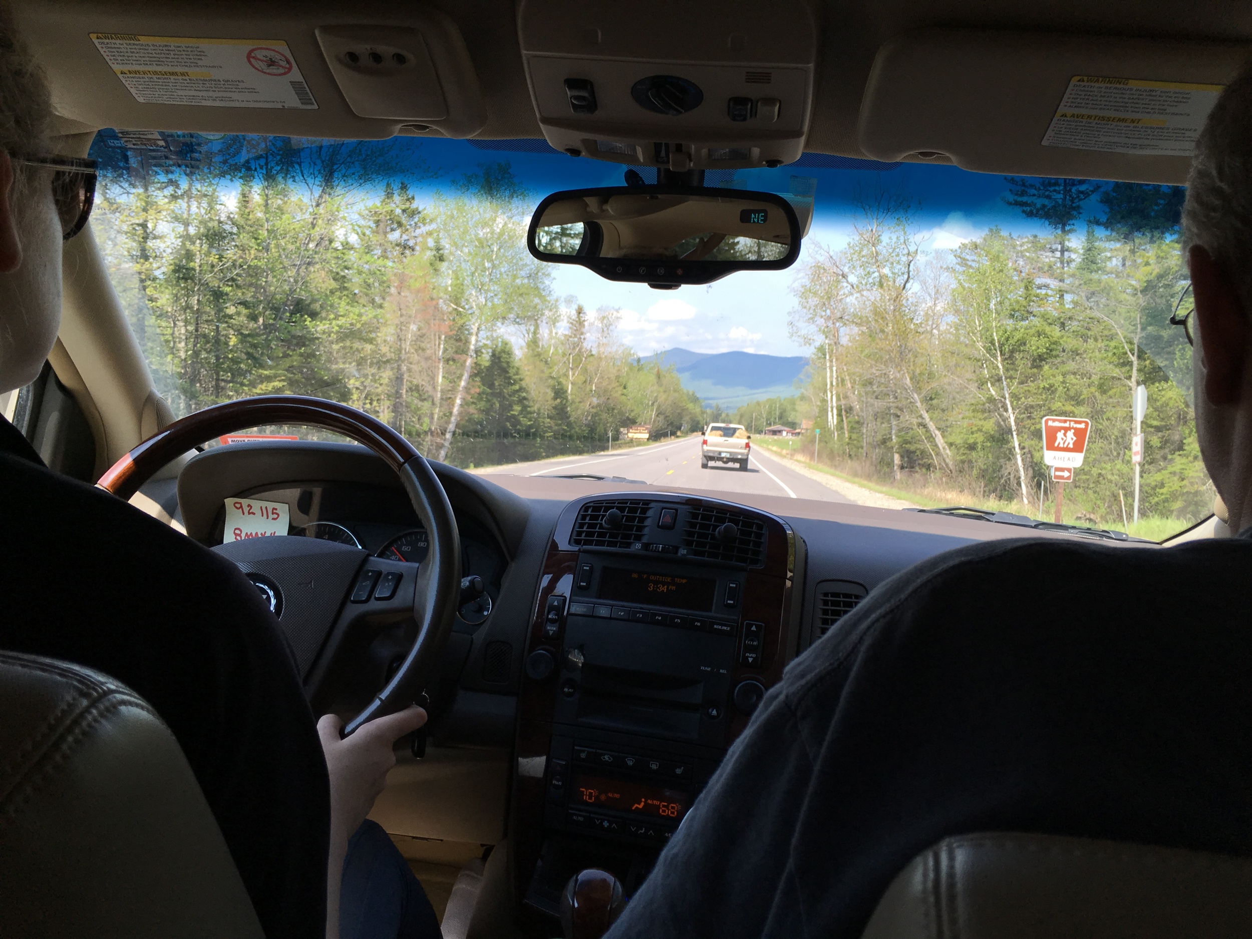 The drive into White Mountain National Forest, NH 