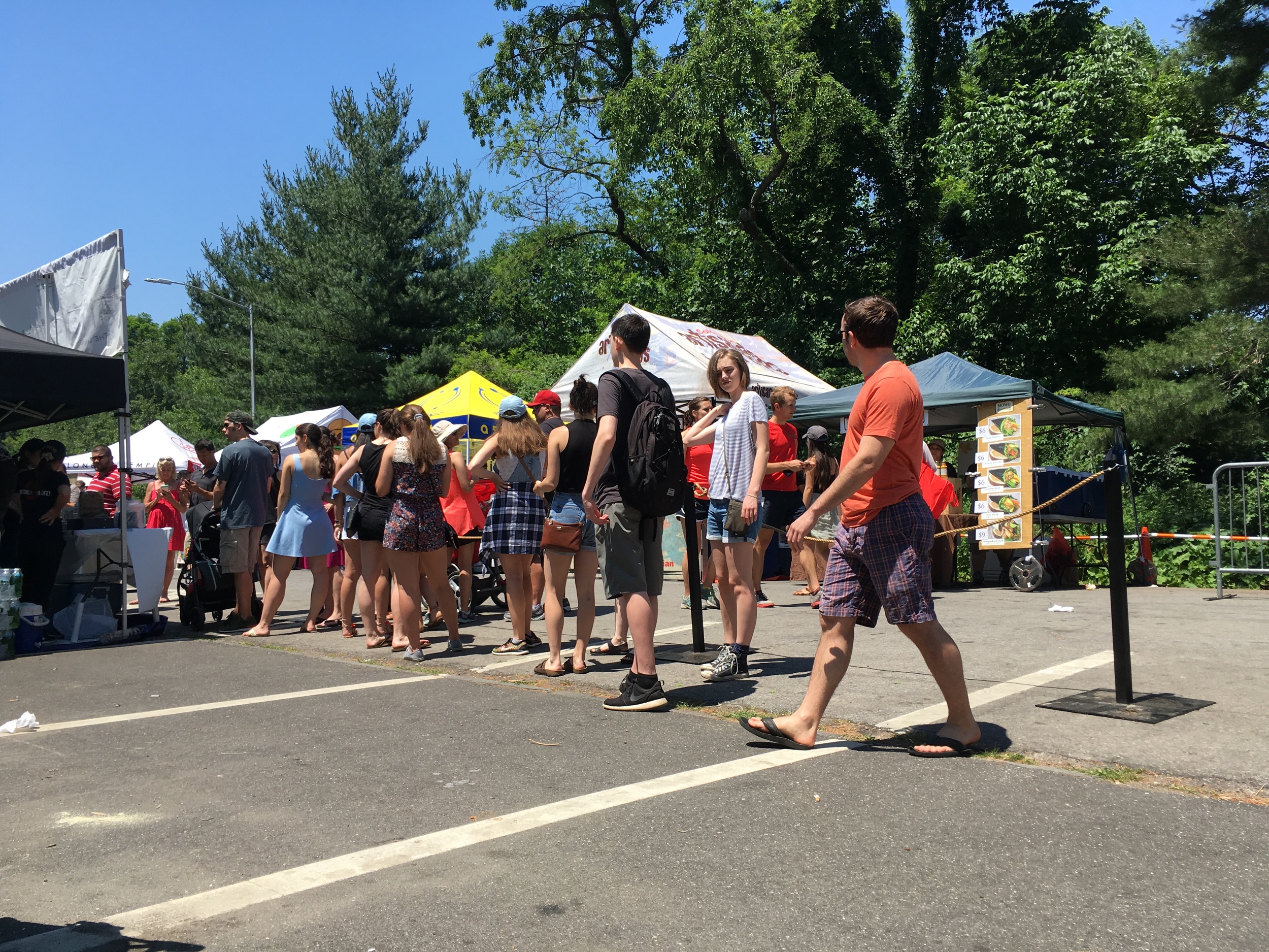 The 20+ minute line for social media stardom.