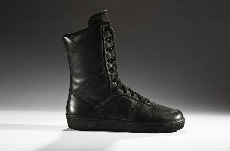 nike sfb field boots black