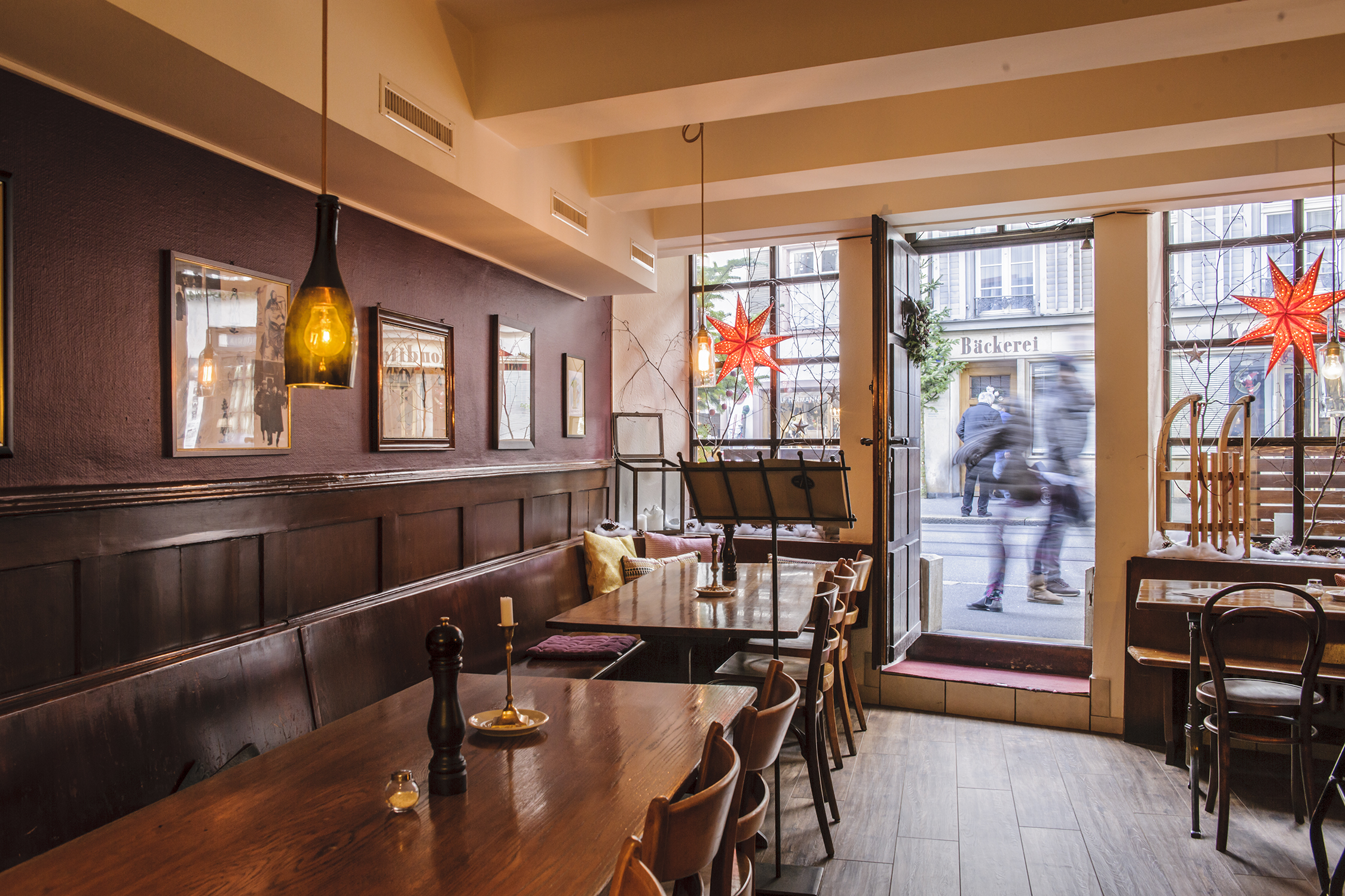 English Restaurant Zum Tell