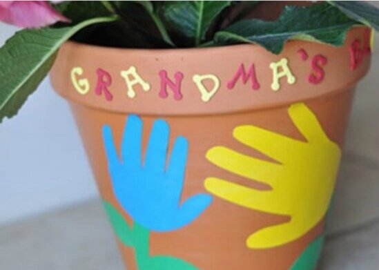 handprint-plant-pot.jpg