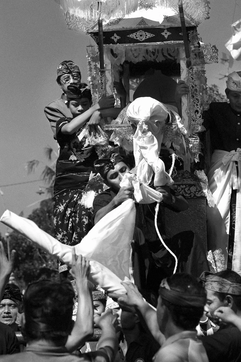 cremation 1 (17)_DxO.jpg
