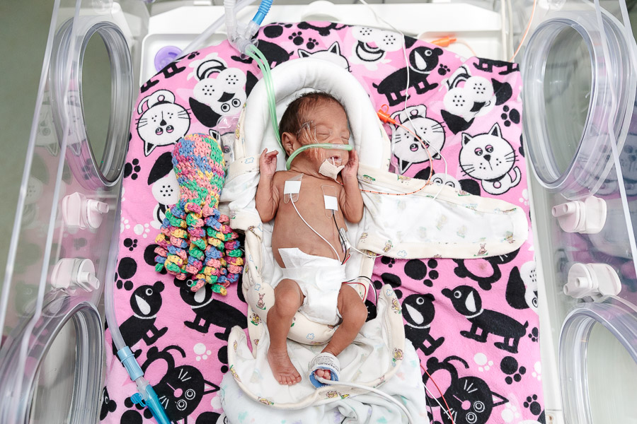 Logann | 25 Week Preemie | NICU Portraits | Charlotte, North Carolina | Krista Gantt Photography