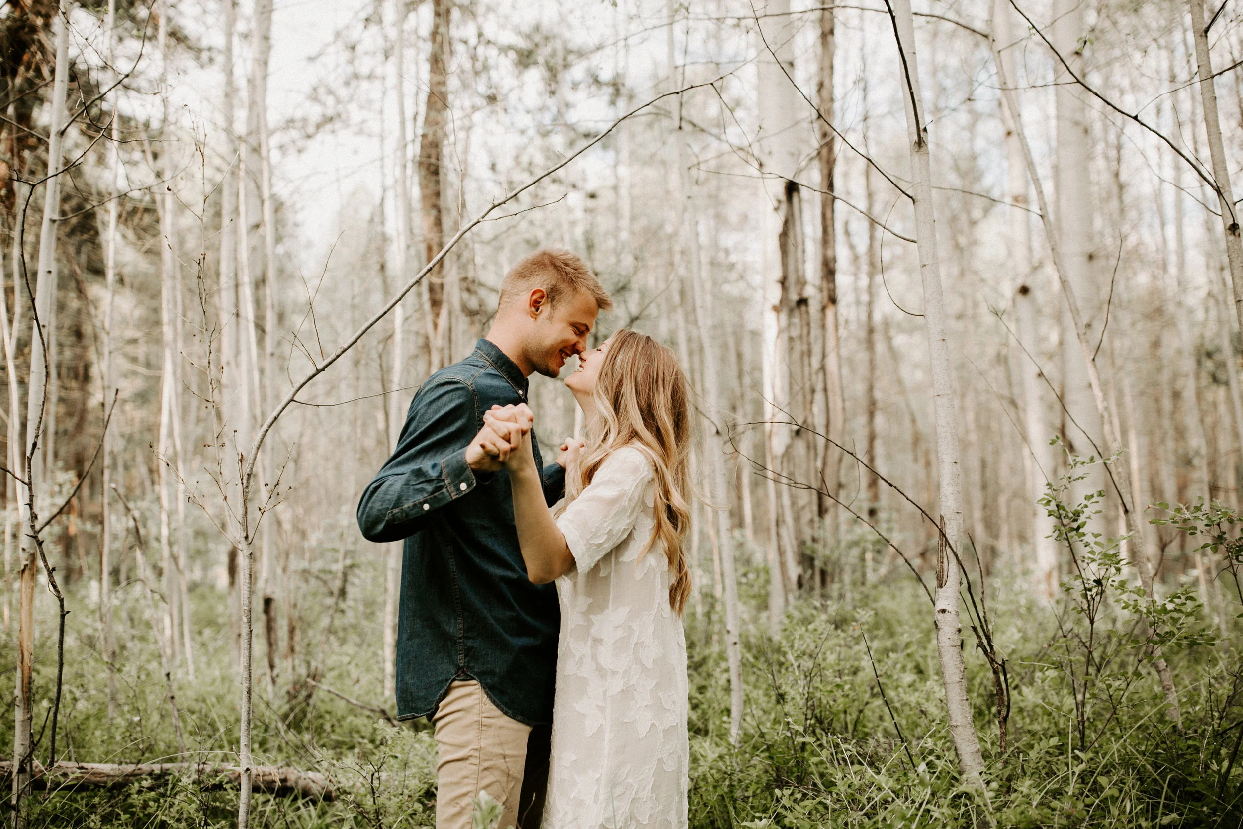 BlackButteRanchOregonEngagementSamandTylerDawnCharlesPhotographer-85.jpg