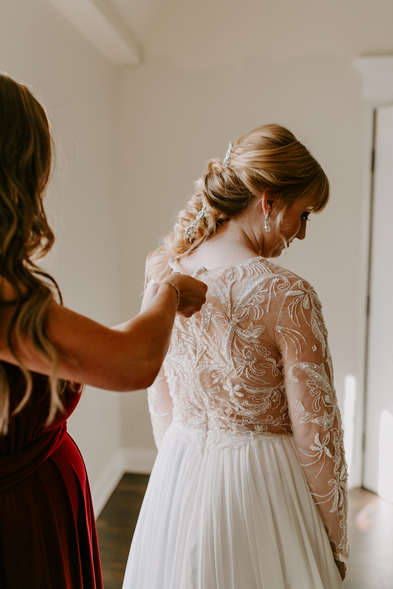 LoftOnPineLongBeachWeddingRandBDawnCharlesPhotographer-65.jpg