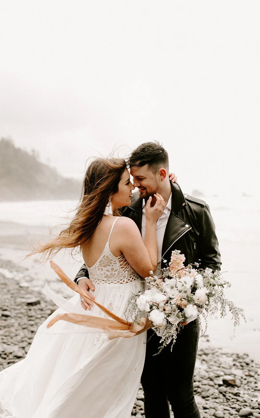 CannonBeachOregonElopementAthenaandCameronDawnCharlesPhotographer-74.jpg