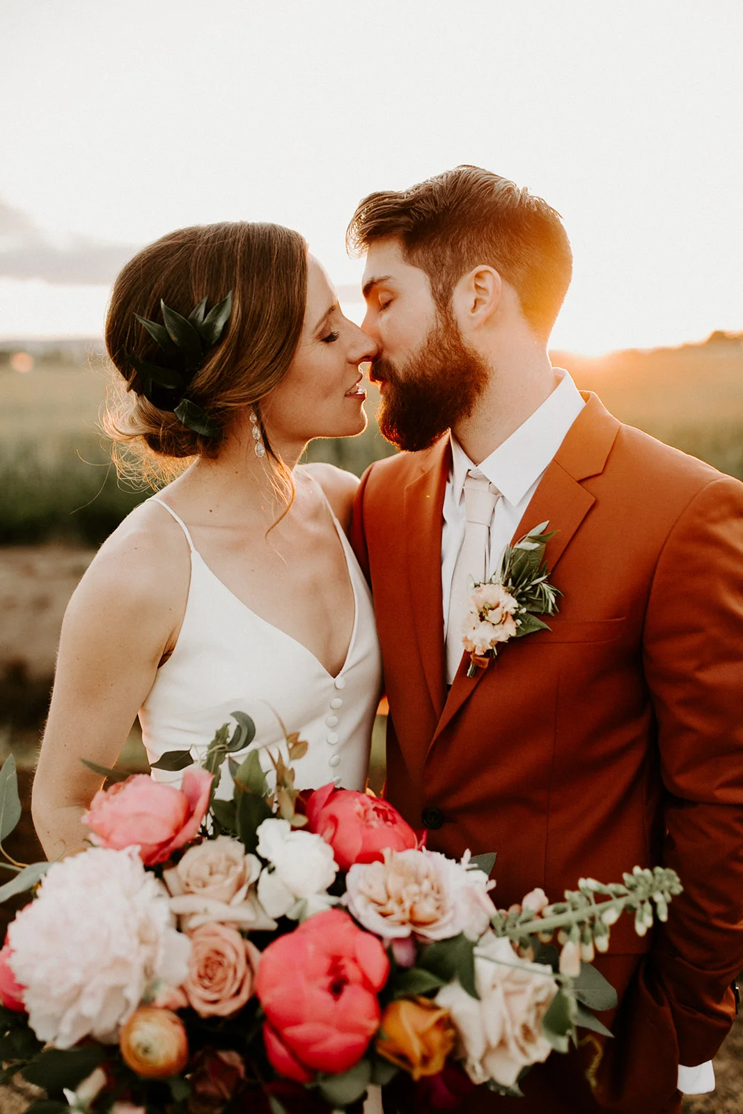 JunebugButlerBarnWeddingDawnCharlesPhotographer-250.jpg