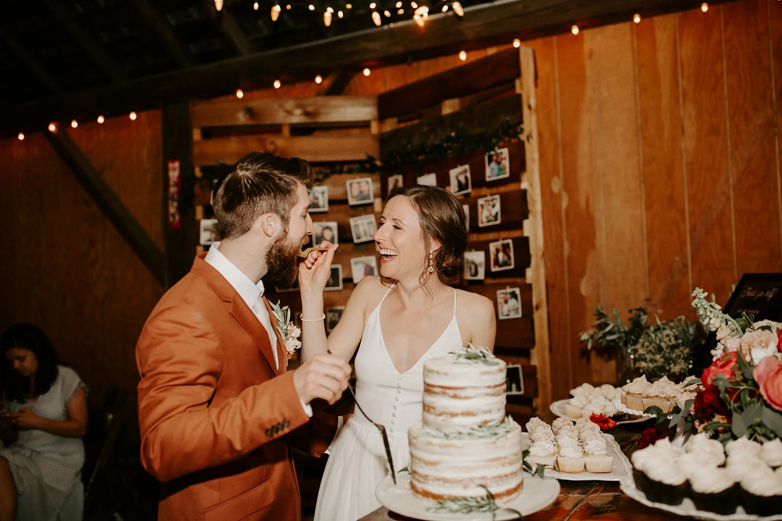 JunebugButlerBarnWeddingDawnCharlesPhotographer-166.jpg