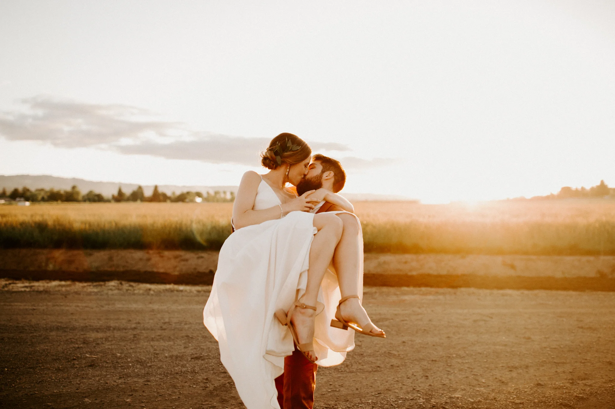 JunebugButlerBarnWeddingDawnCharlesPhotographer-140.jpg