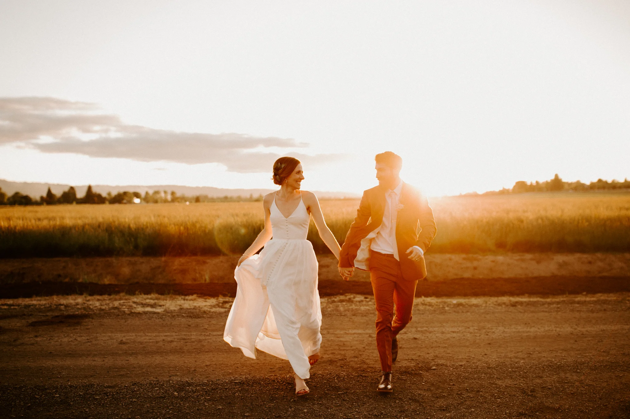 JunebugButlerBarnWeddingDawnCharlesPhotographer-143.jpg