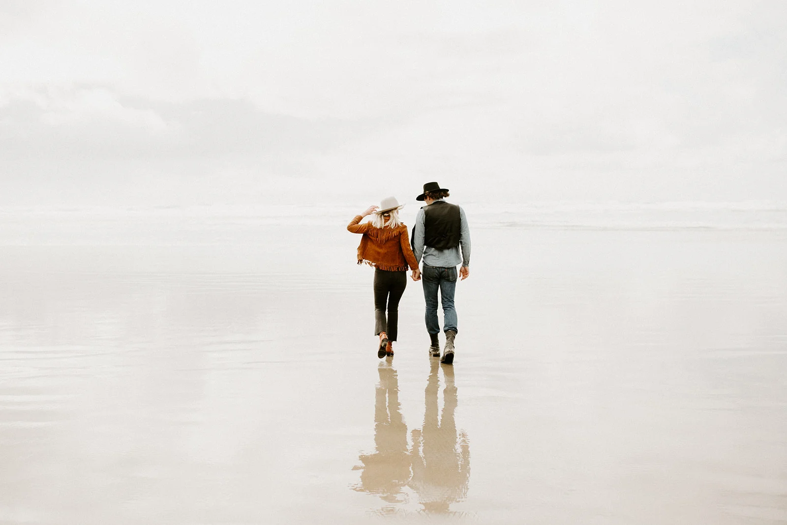 CannonBeachEngagementCharlotteandJamesDawnCharlesPhotographer-291.jpg
