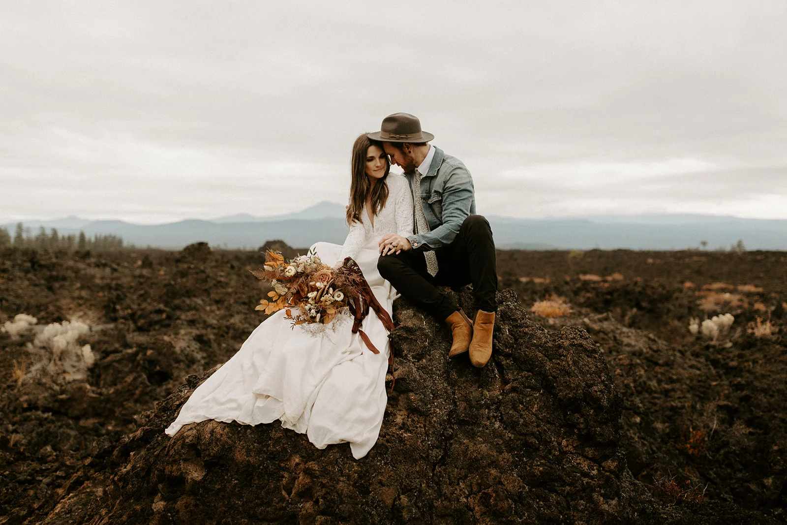 An adventurous bridal session in Bend