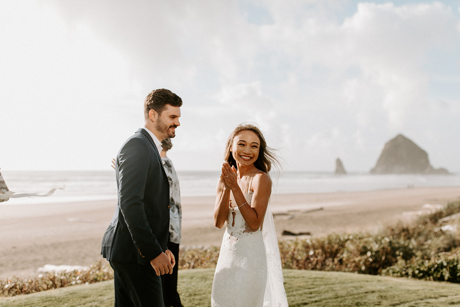 CannonBeachElopementRicamaeandJacobDawnCharlesPhotographer-69.jpg