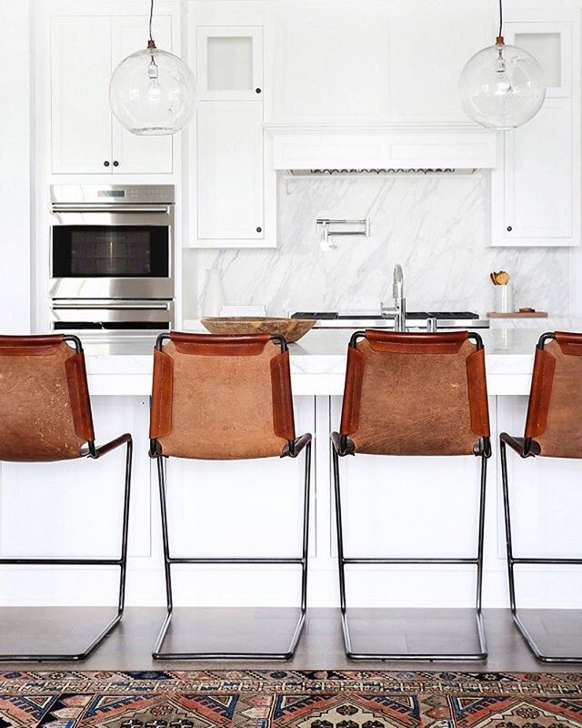 &bull; Part 2 &bull;

#kitchen #island #boho #minimal #cozy #allwhite #interiordesign #realestate #mainline #kellerwilliams #philadelphia