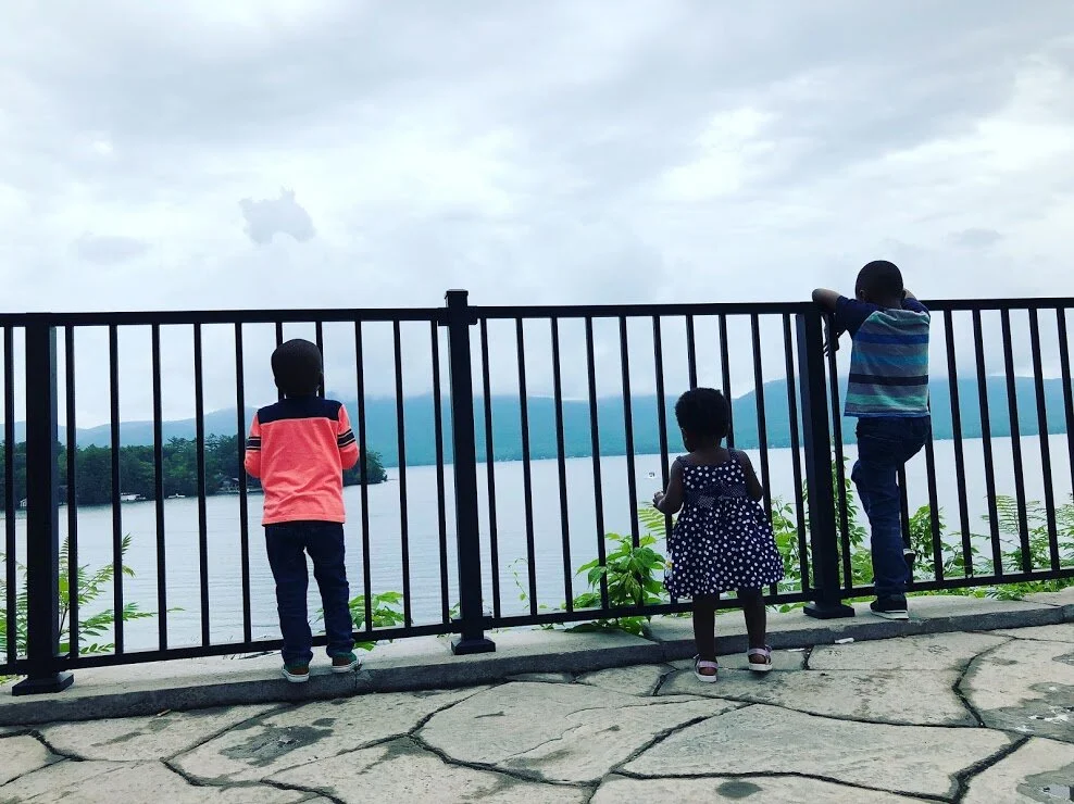 Useful tips to make family travel with small children fun for all