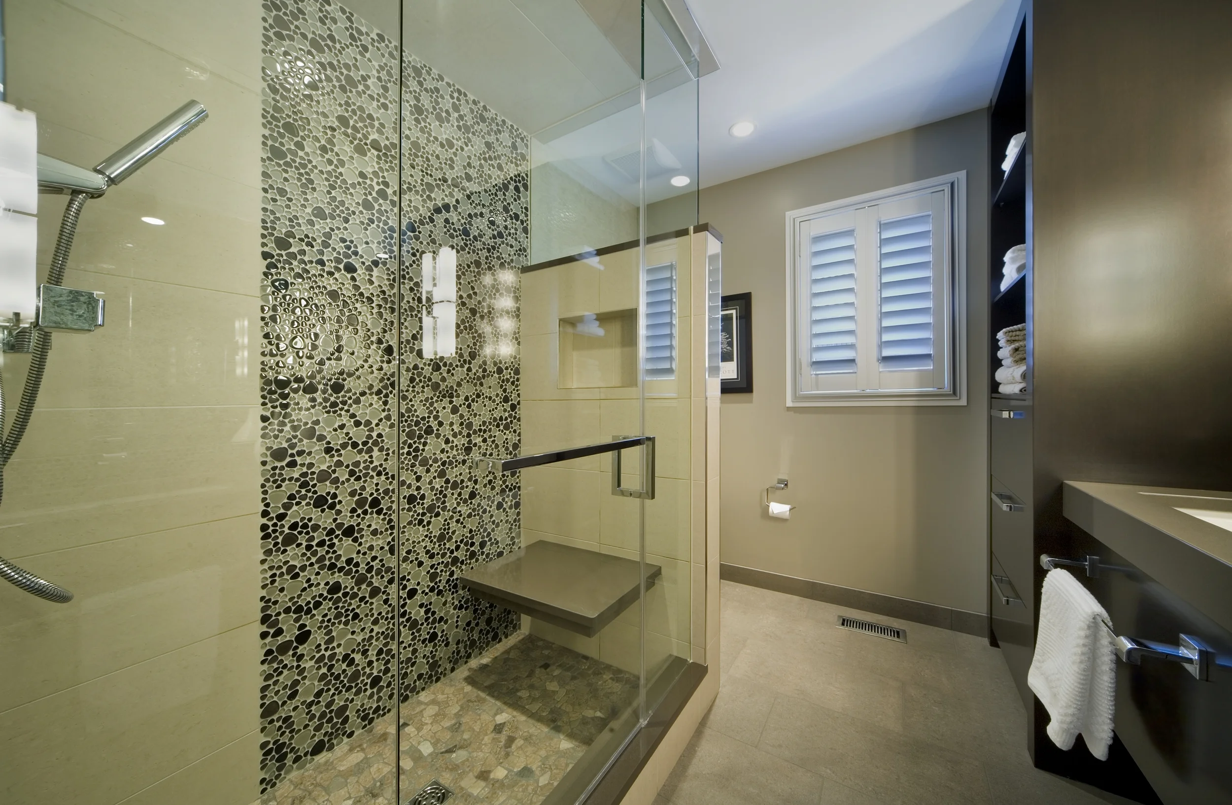Bathroom (Image 2).JPG