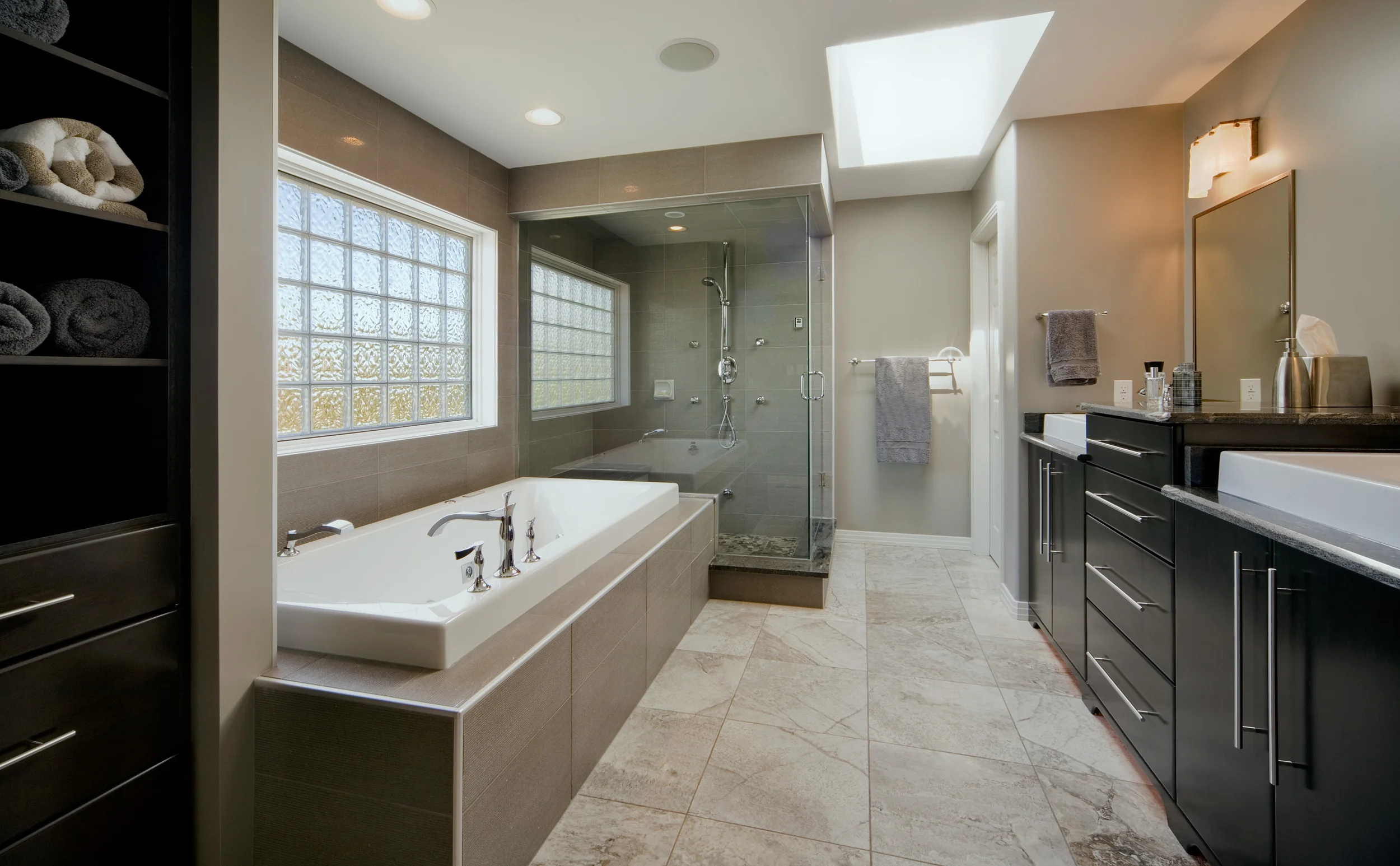 wheeler-rd-bath_8746z.jpg