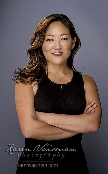 LinkedIn-Profile-Picture-KarenVaisman-Photography-Calabasas-WoodlandHills-Oxnard-SimiValley-Portrait.jpg