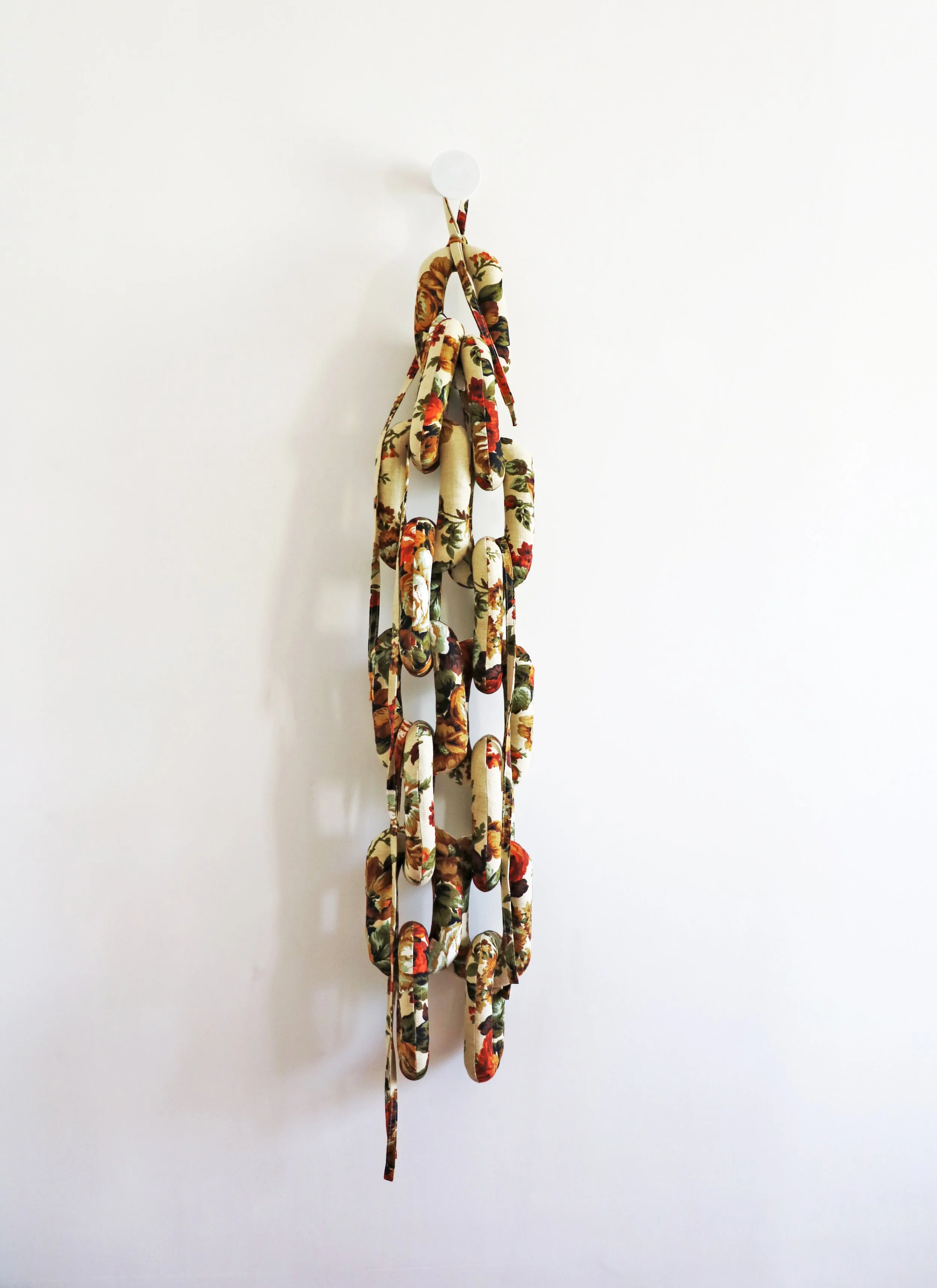 rose chain eit.JPG