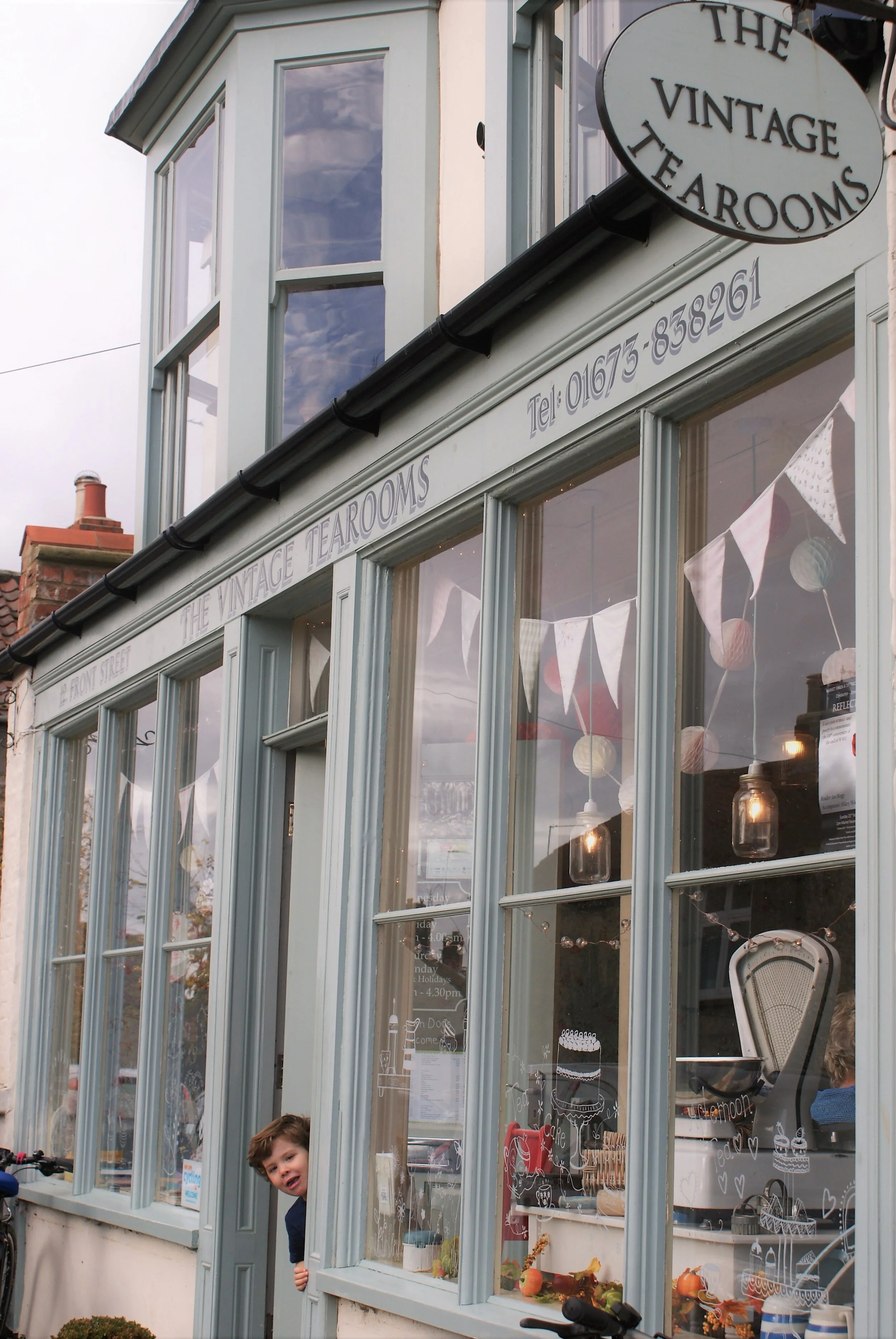 vintage tearooms 57.JPG
