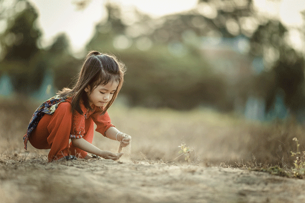 child-sand-play.png