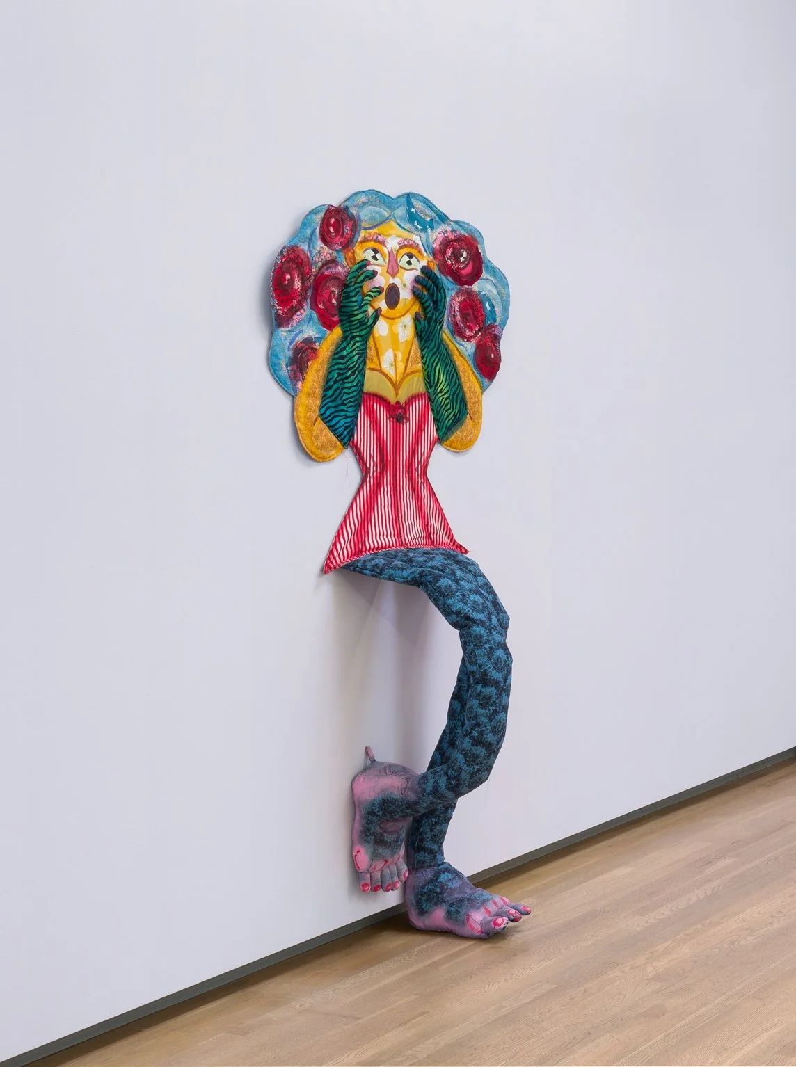   No Soy Florero – Mentira , 2023.Fabric, thread, batting, stuffing, spray paint and acrylic paint. 77 x 37 x variable in (195.6 x 94 x variable cm) 