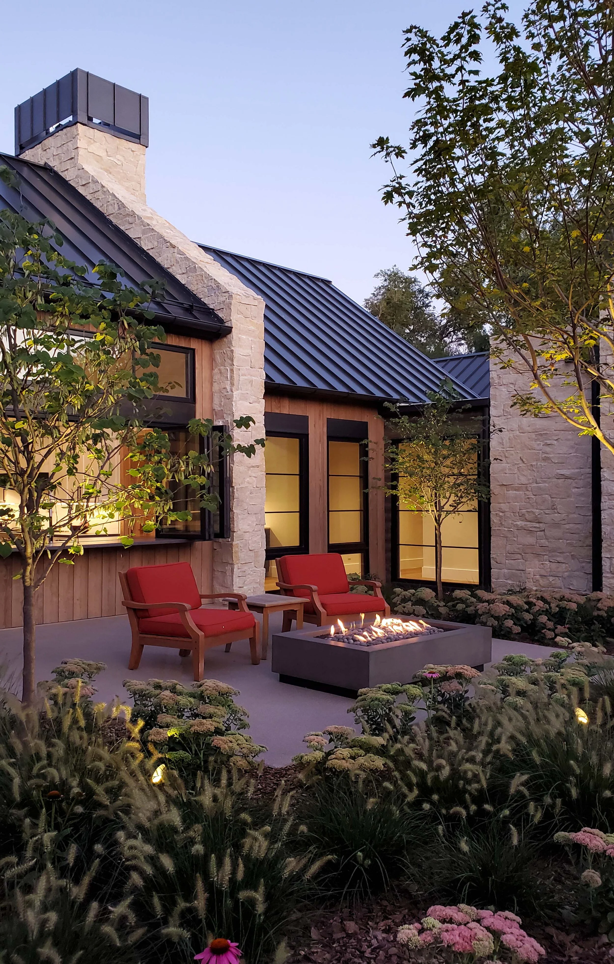 Surround Architecture - Downing-17E - IG wider.jpg
