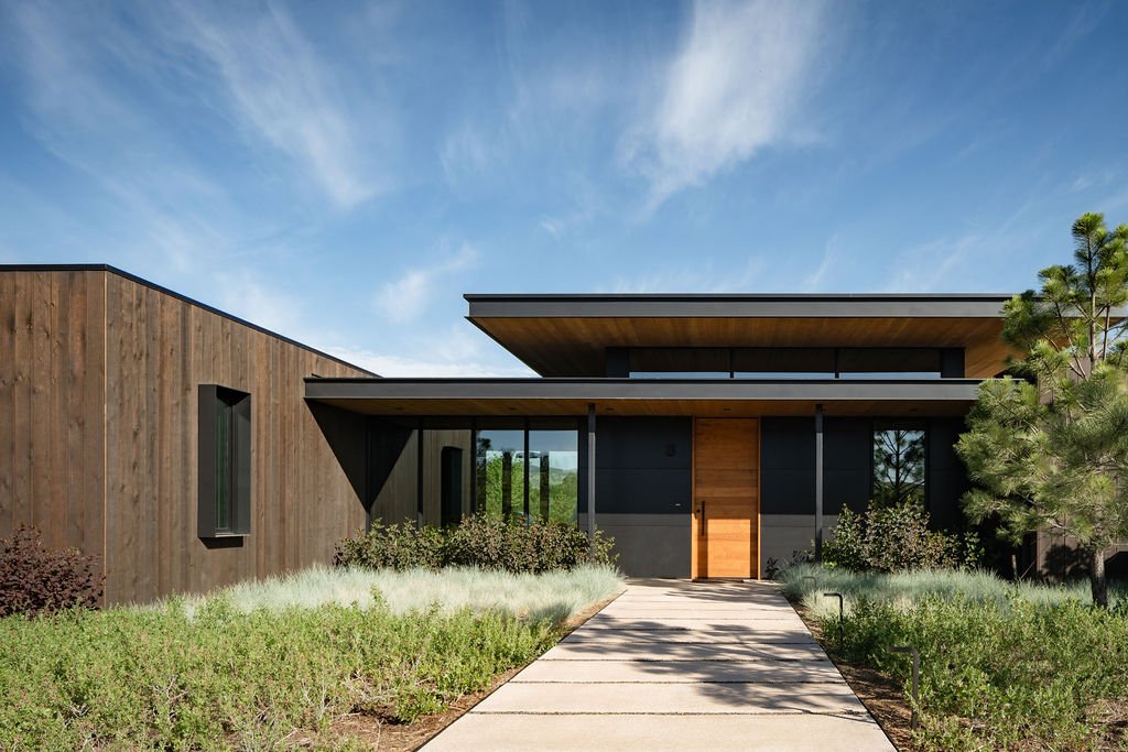 MaggiesFarm_SurroundArch-Exterior-Front-Entrance.jpg