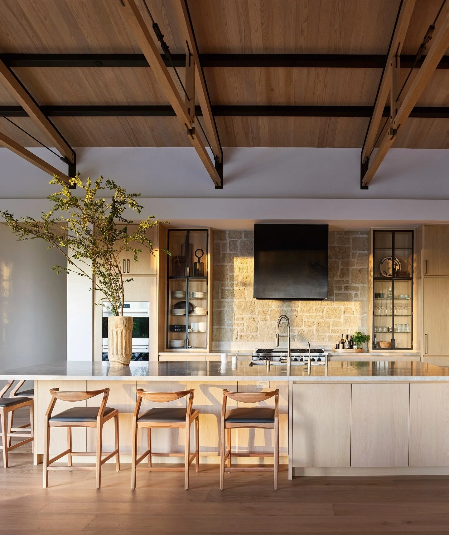 Thank you @luxemagazine for such a wonderful feature of a project we hold close to our heart. A vision sparked by evening light, the ground up re-envisioning of Dry Creek is described in the current editions of Luxe (and web article ! see link in bio