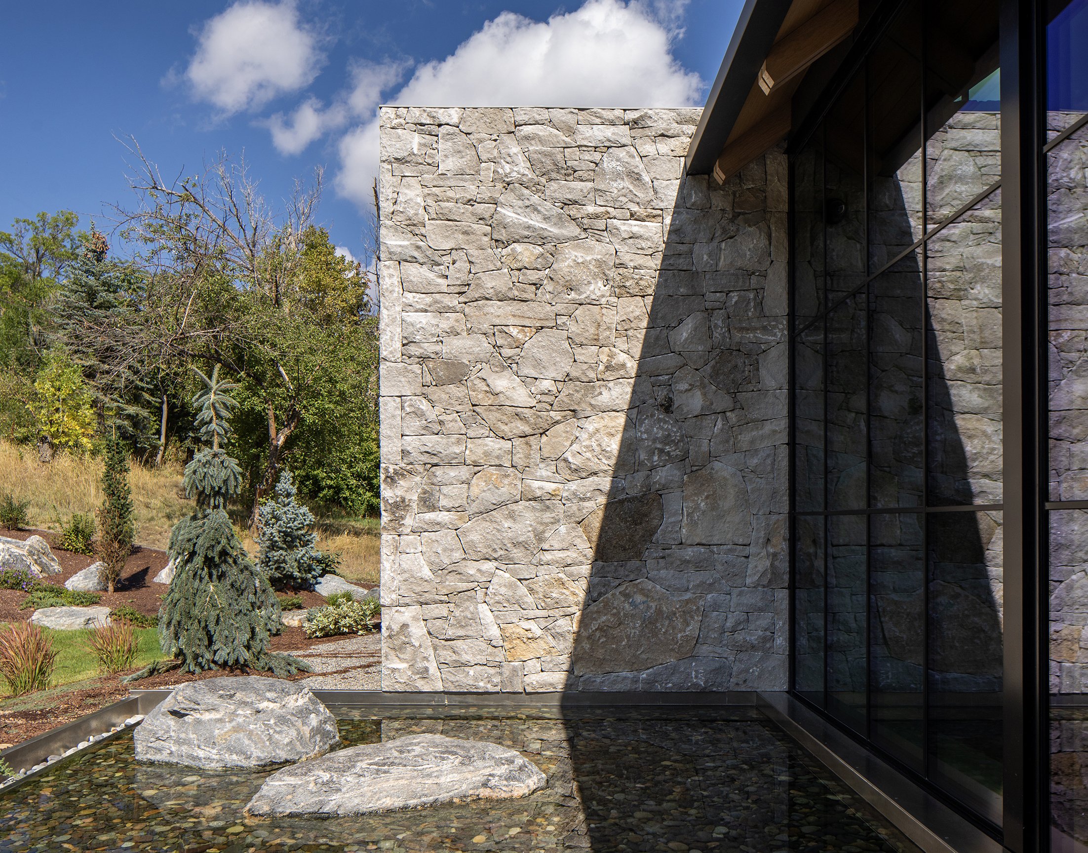 Amani-SurroundArch-Paul_Dyer WEB (61).jpg