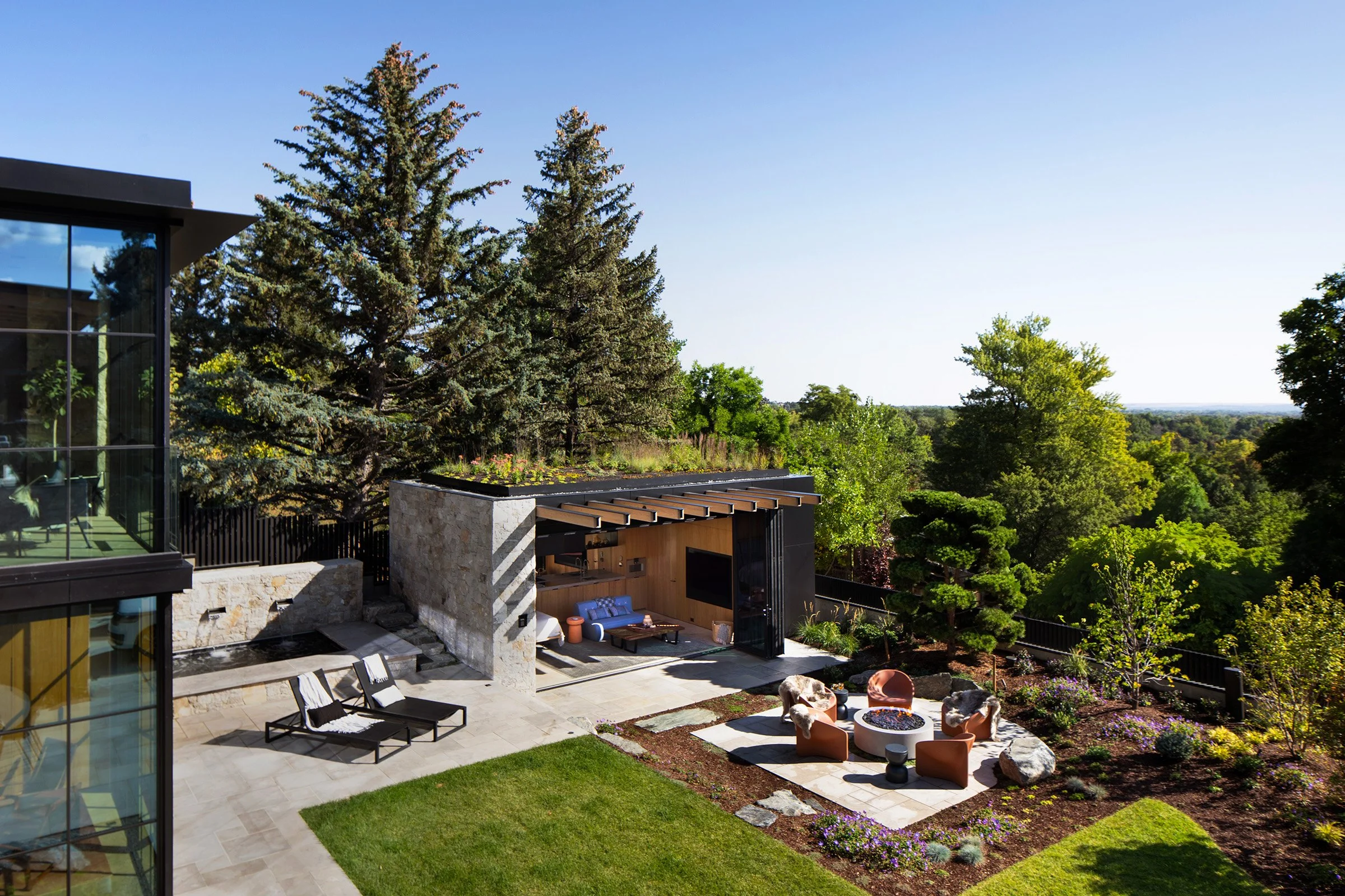 Amani-SurroundArch-Paul_Dyer WEB (57)E.jpg