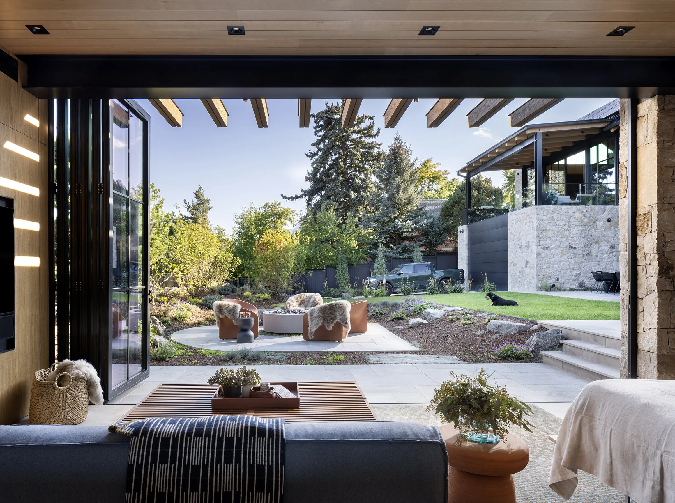 Amani-SurroundArch-Paul_Dyer WEB (56).jpg