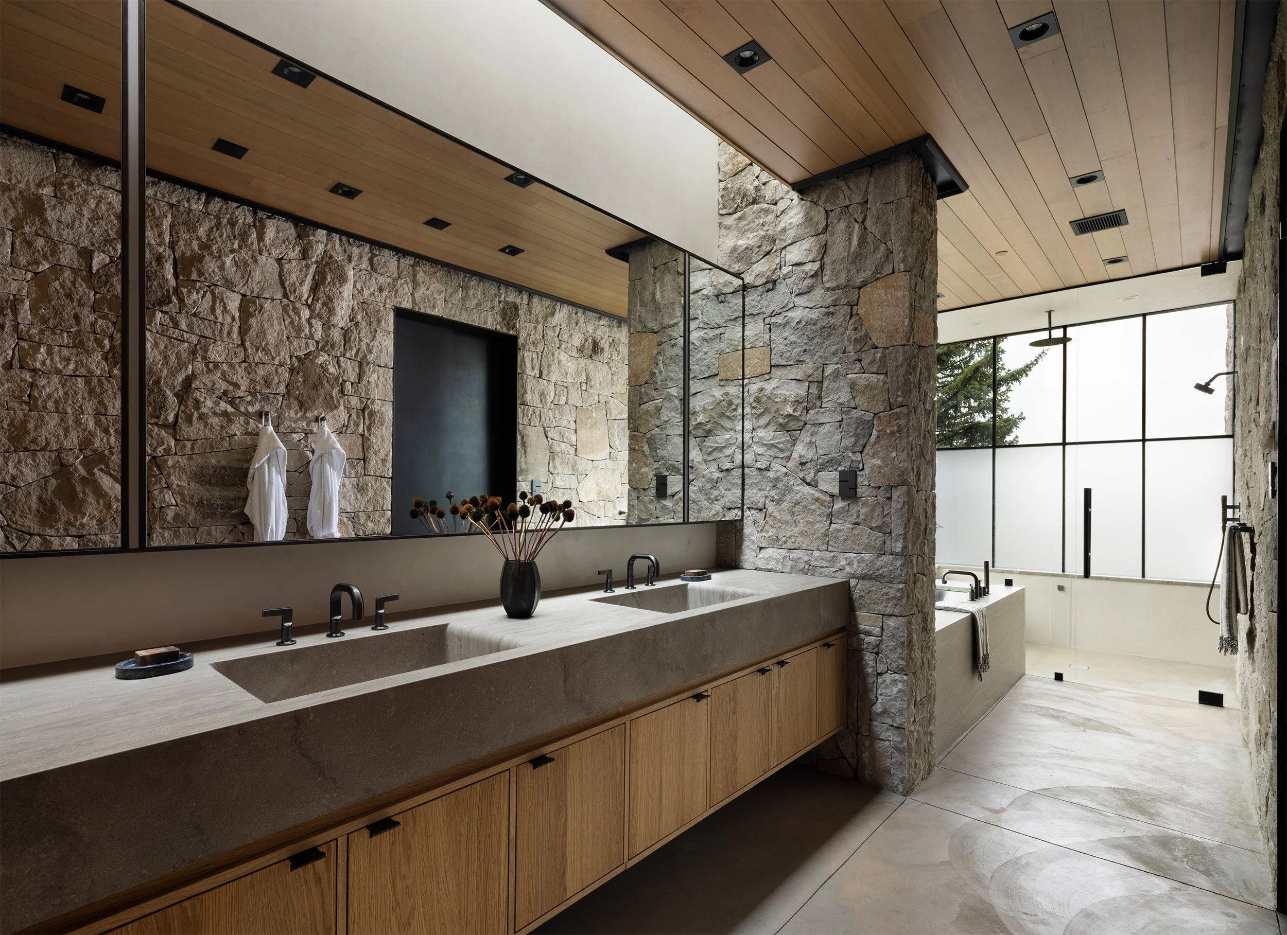 Amani-SurroundArch-Paul_Dyer WEB (32)E.jpg